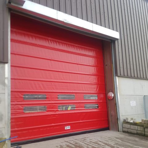 Rapid roll door