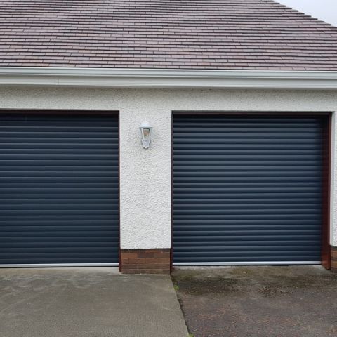 Garage twin roller doors