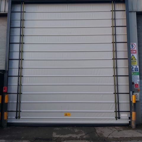 Rapid roll door
