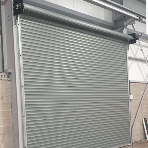 Insulated roller door