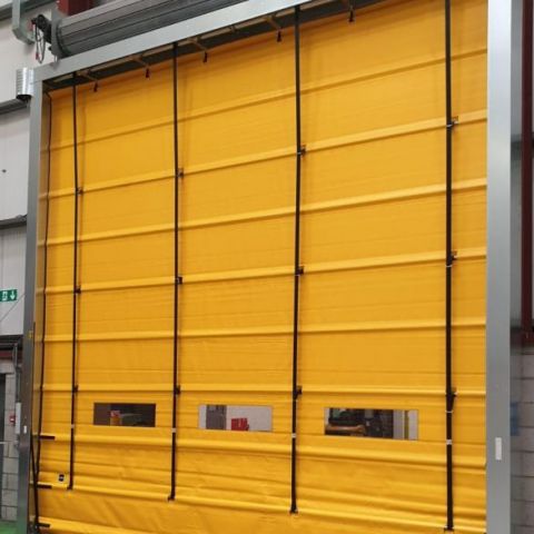 Rapid rise roller shutter door