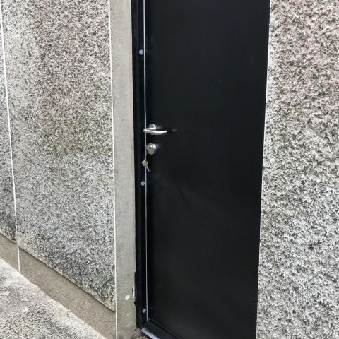Steel door